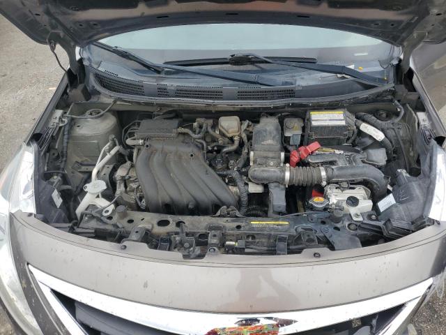 3N1CN7AP0GL895296 - 2016 NISSAN VERSA S 棕色 照片 11
