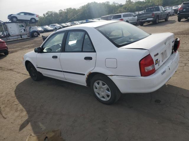 JM1BJ222XY0308482 - 2000 MAZDA PROTEGE DX WHITE photo 2