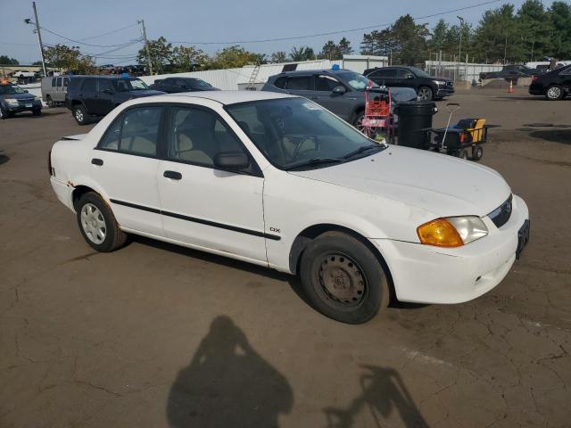 JM1BJ222XY0308482 - 2000 MAZDA PROTEGE DX WHITE photo 4