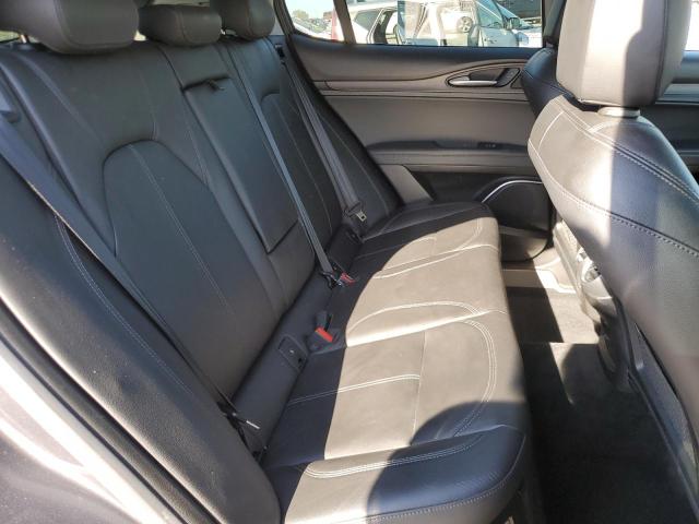 ZASFAKBN1J7B67642 - 2018 ALFA ROMEO STELVIO TI GRAY photo 11