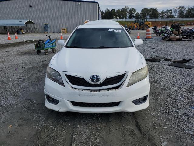 4T1BF3EK6BU609149 - 2011 TOYOTA CAMRY BASE თეთრი ფოტო 5