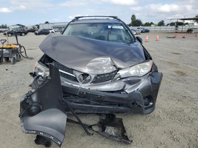 JTMBFREV4D5008675 - 2013 TOYOTA RAV4 LE Szary zdjęcie 5