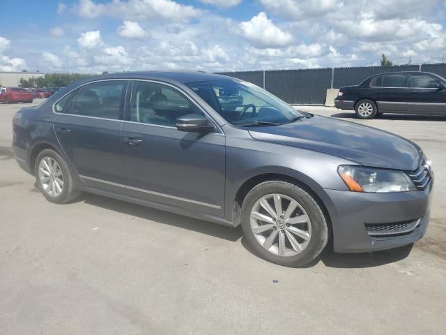 1VWCP7A30DC131781 - 2013 VOLKSWAGEN PASSAT SEL Մոխրագույն լուսանկար 4