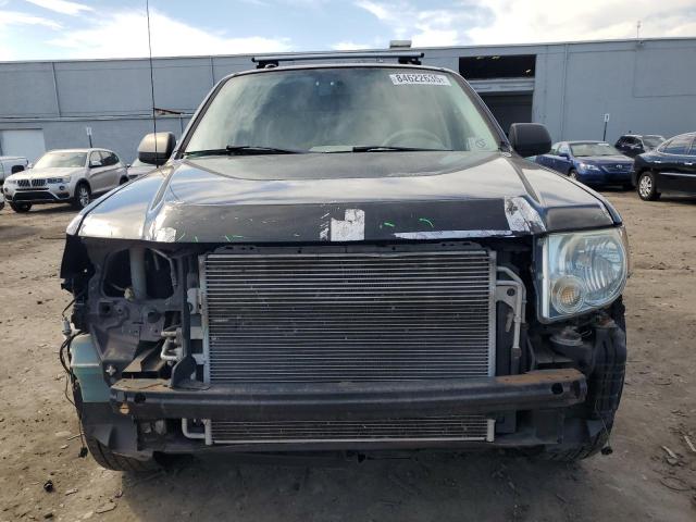 1FMCU0D71BKA75608 - 2011 FORD ESCAPE XLT Schwarz Foto 5