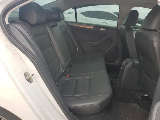 3VWD07AJ2FM417818 - 2015 VOLKSWAGEN JETTA SE WHITE photo 10