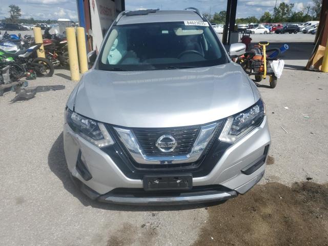 KNMAT2MT8HP527377 - 2017 NISSAN ROGUE S SILVER photo 5