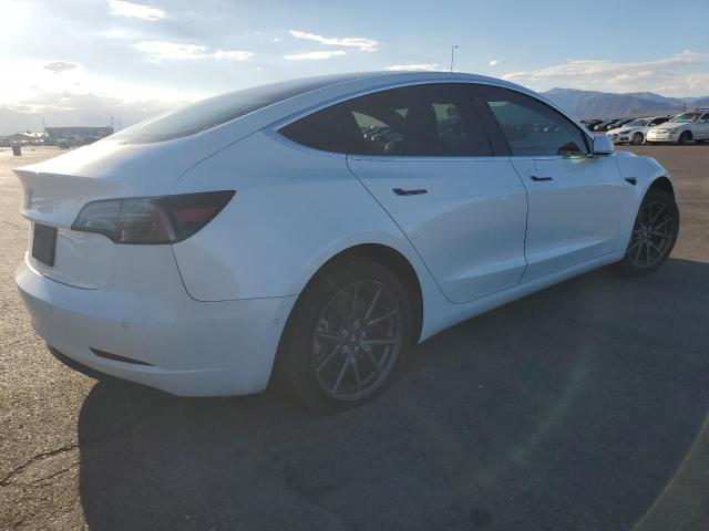 5YJ3E1EA6KF397109 - 2019 TESLA MODEL 3 أبيض صورة 3