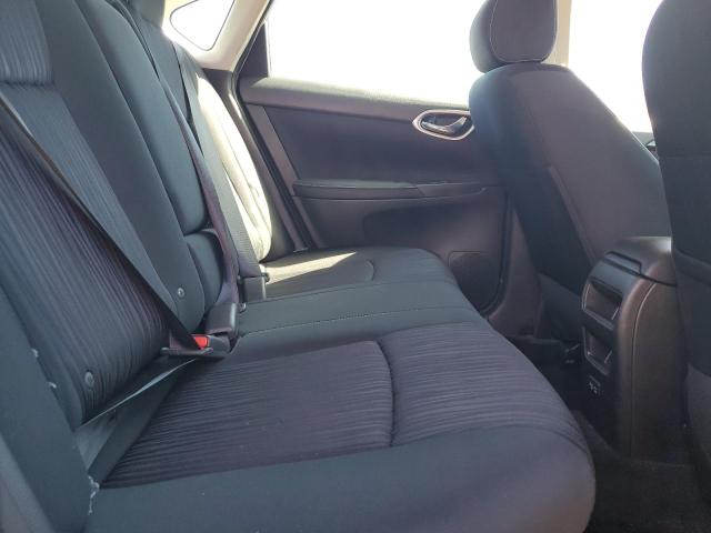 3N1AB7AP1KL608752 - 2019 NISSAN SENTRA S 银色 照片 10