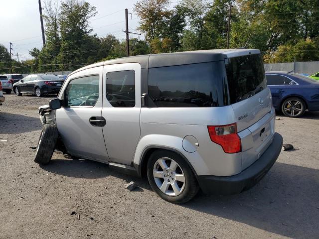 5J6YH2H70AL002821 - 2010 HONDA ELEMENT EX SILVER photo 2