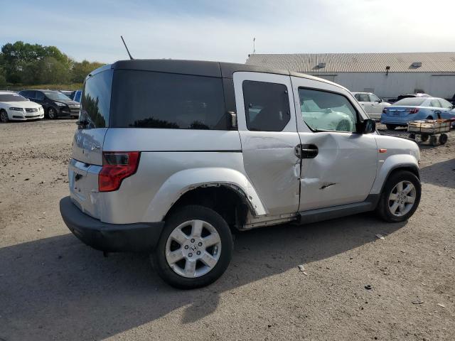 5J6YH2H70AL002821 - 2010 HONDA ELEMENT EX SILVER photo 3