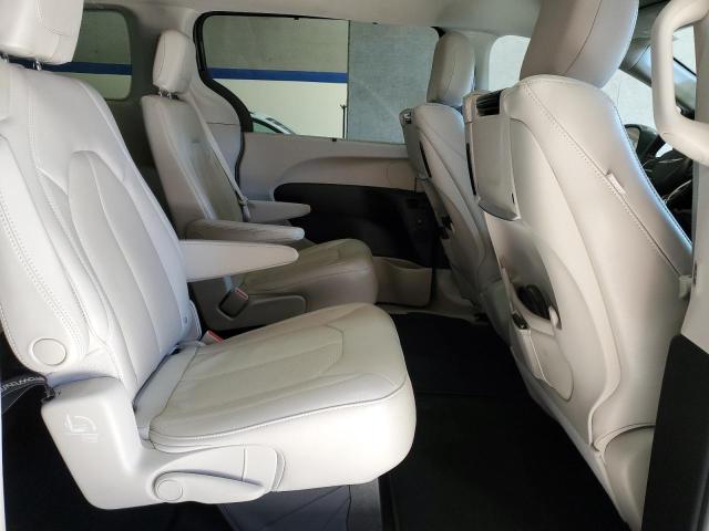 2C4RC1EG3LR286821 - 2020 CHRYSLER PACIFICA TOURING L PLUS GRAY photo 11