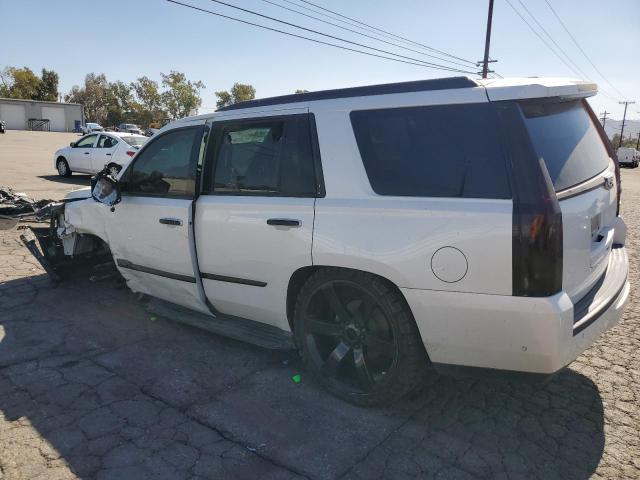 1GYS3AKJ2JR189124 - 2018 CADILLAC ESCALADE WHITE photo 2