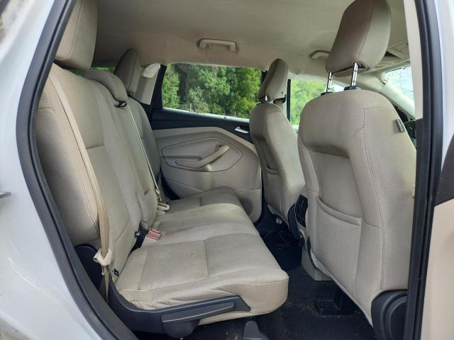 1FMCU0G96JUC63685 - 2018 FORD ESCAPE SE Белый фото 11