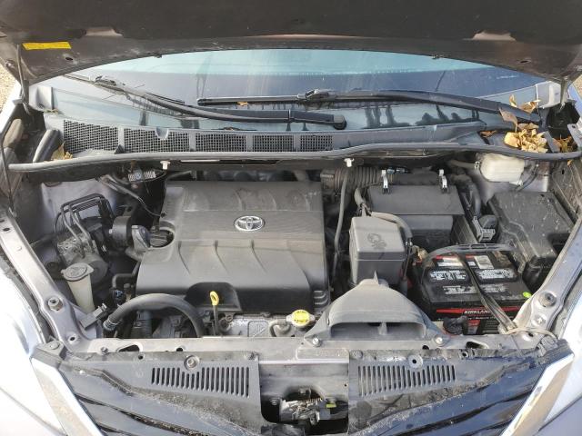 5TDKK3DC9BS049352 - 2011 TOYOTA SIENNA LE 灰色 照片 12