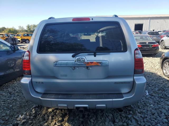 JTEBU14R368062493 - 2006 TOYOTA 4RUNNER SR5 ნაცრისფერი ფოტო 6