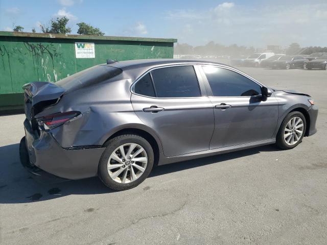 4T1C11AK6RU189917 - 2024 TOYOTA CAMRY LE GRAY photo 3