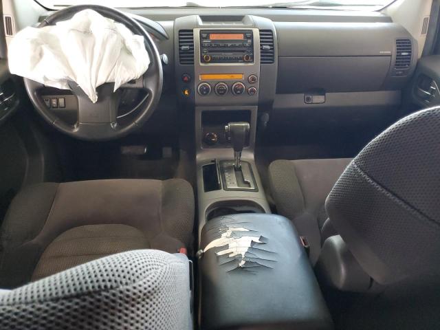 5N1AR18W45C731704 - 2005 NISSAN PATHFINDER LE WHITE photo 8