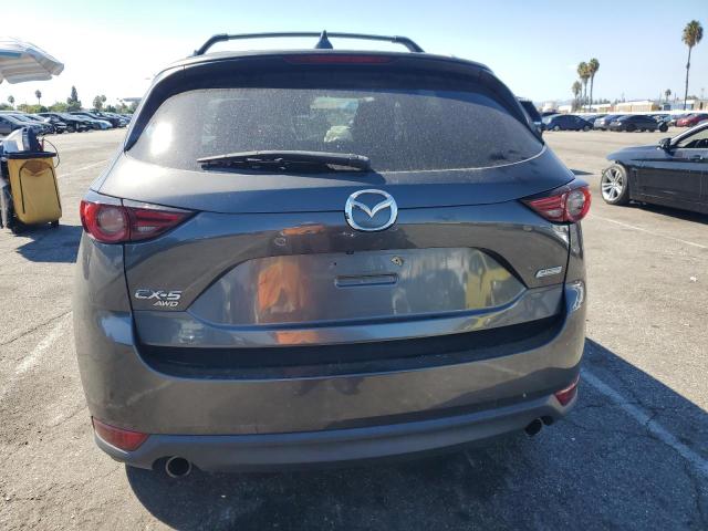 JM3KFBDL7H0168468 - 2017 MAZDA CX-5 GRAND TOURING GRAY photo 6