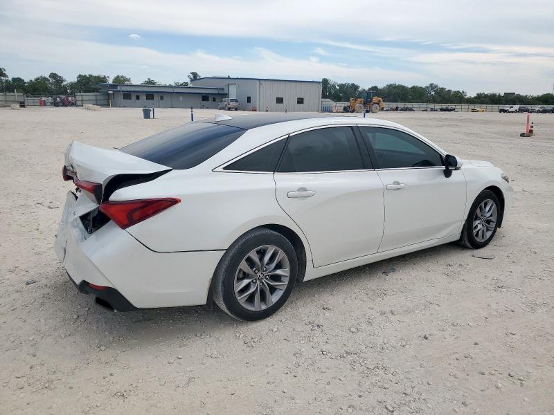 4T1AZ1FBXNU082369 - 2022 TOYOTA AVALON XLE Weiß Foto 3