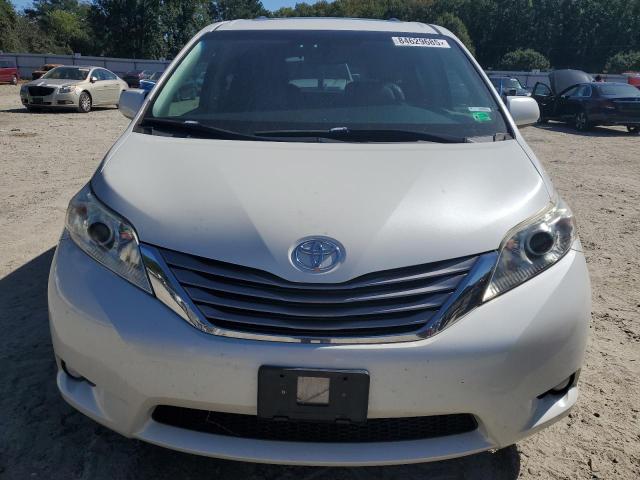 5TDYZ3DC7HS824312 - 2017 TOYOTA SIENNA XLE თეთრი ფოტო 5