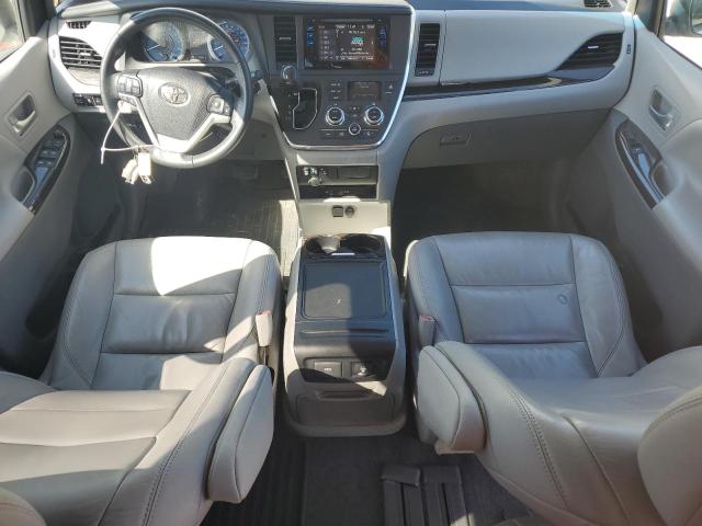 5TDYZ3DC7HS824312 - 2017 TOYOTA SIENNA XLE თეთრი ფოტო 8