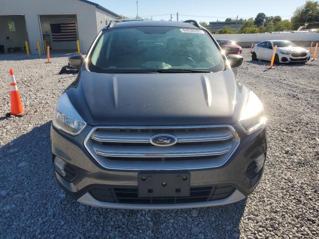 1FMCU9GD1JUA81076 - 2018 FORD ESCAPE SE ნაცრისფერი ფოტო 5