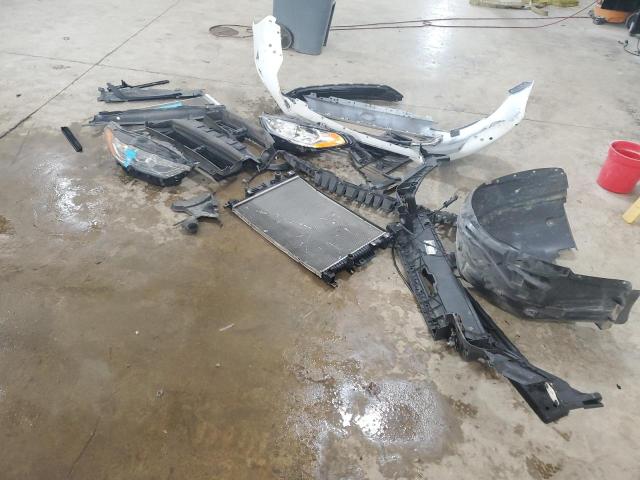 3FA6P0LU3KR117035 - 2019 FORD FUSION SE Weiß Foto 12