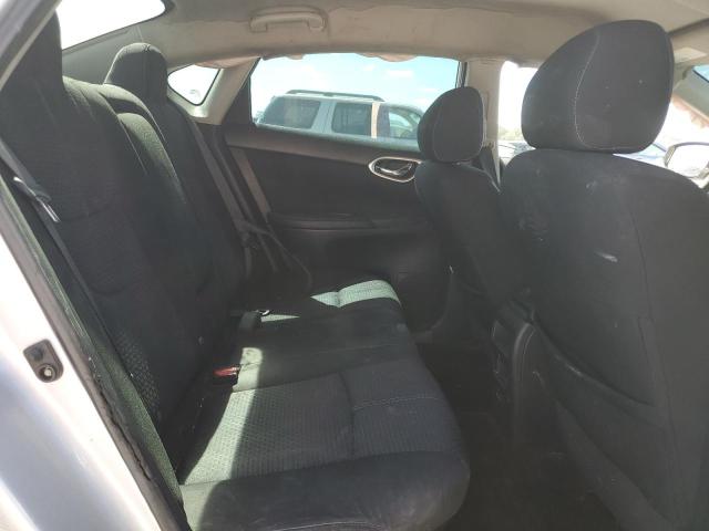 3N1AB7AP7JY206574 - 2018 NISSAN SENTRA S ვერცხლისფერი ფოტო 10