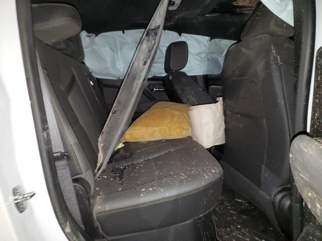 1GCPTFEK2R1271667 - 2024 CHEVROLET COLORADO ZR2 WHITE photo 10