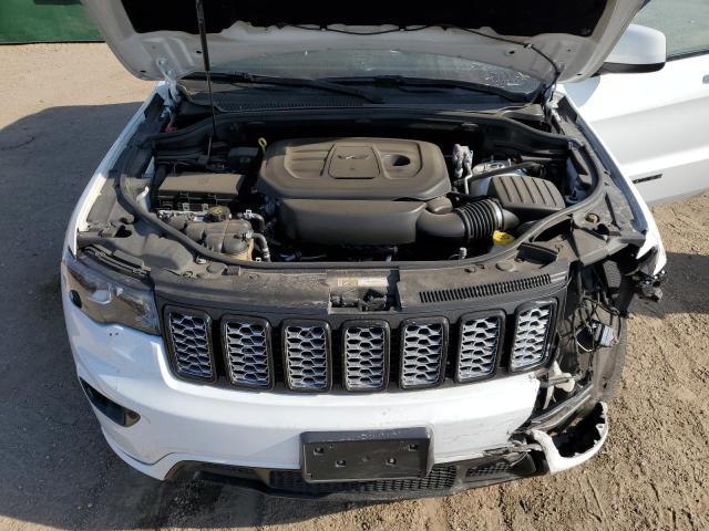 1C4RJFAG7LC237719 - 2020 JEEP GRAND CHER LAREDO WHITE photo 11