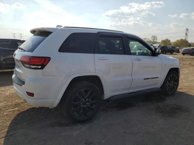 1C4RJFAG7LC237719 - 2020 JEEP GRAND CHER LAREDO WHITE photo 3