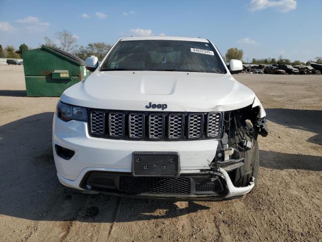 1C4RJFAG7LC237719 - 2020 JEEP GRAND CHER LAREDO WHITE photo 5
