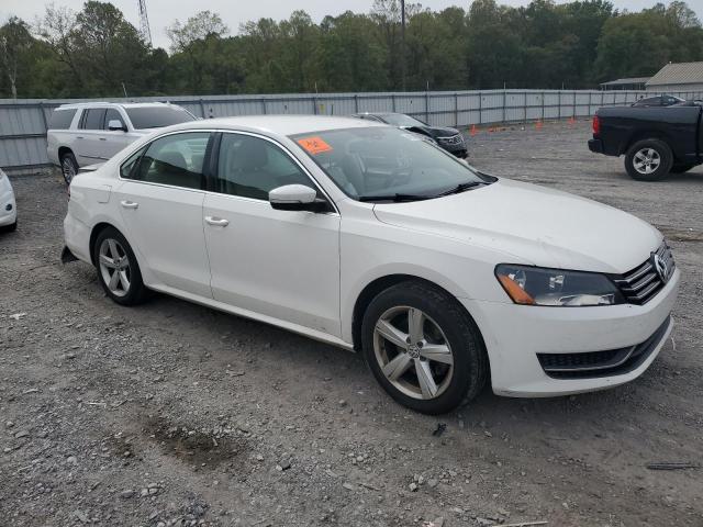 1VWBP7A31DC119375 - 2013 VOLKSWAGEN PASSAT SE 白色 照片 4