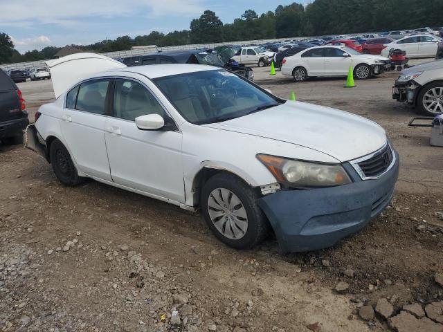 1HGCP26318A107796 - 2008 HONDA ACCORD LX WHITE photo 4