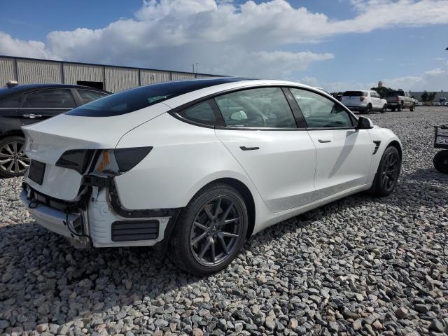 5YJ3E1EA8MF090818 - 2021 TESLA MODEL 3 Білий фото 3