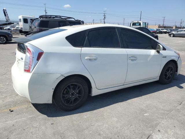JTDKN3DU2D5573192 - 2013 TOYOTA PRIUS WHITE photo 3