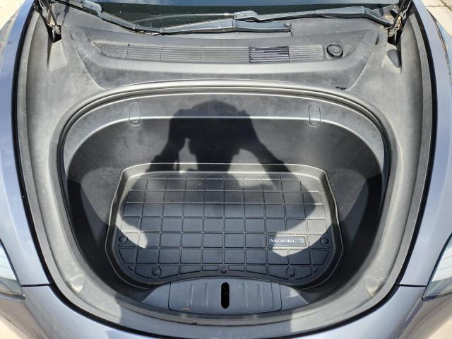 5YJ3E1EB9JF090752 - 2018 TESLA MODEL 3 GRAY photo 11