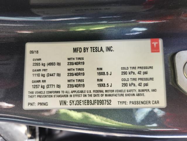 5YJ3E1EB9JF090752 - 2018 TESLA MODEL 3 GRAY photo 12