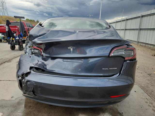 5YJ3E1EB9JF090752 - 2018 TESLA MODEL 3 GRAY photo 6
