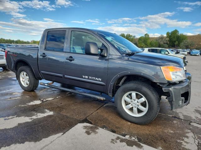 1N6BA0EC8CN303038 - 2012 NISSAN TITAN S ნაცრისფერი ფოტო 4