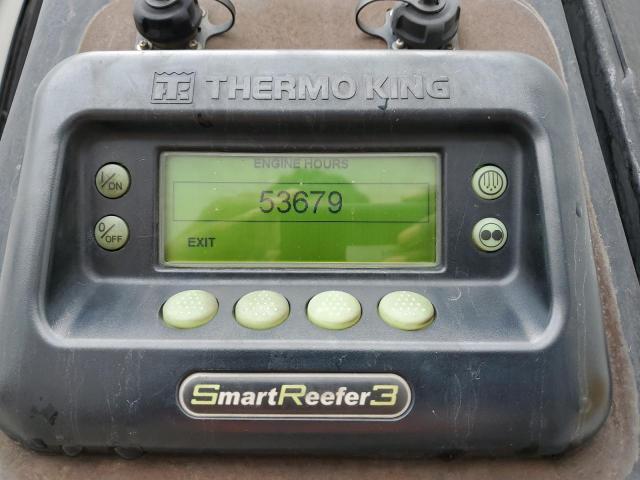 1UYVS2480GM426125 - 2016 UTILITY VS2RA WHITE photo 8