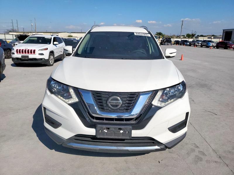 KNMAT2MT6JP589981 - 2018 NISSAN ROGUE S 白色 照片 5