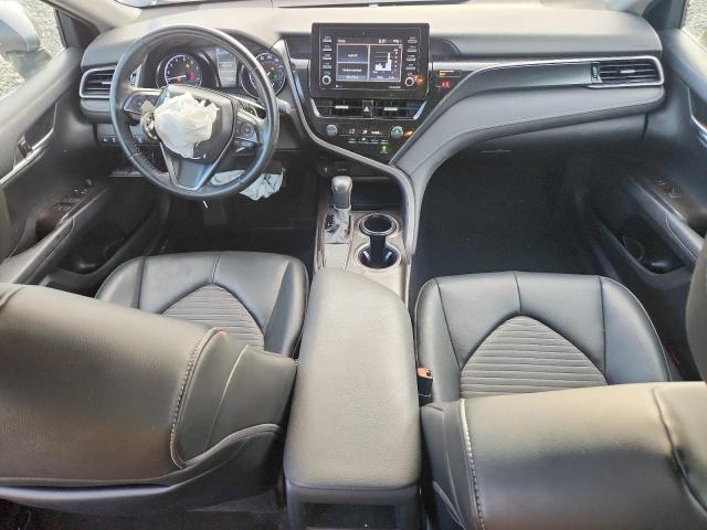 4T1G11AK5MU558860 - 2021 TOYOTA CAMRY SE ნაცრისფერი ფოტო 8