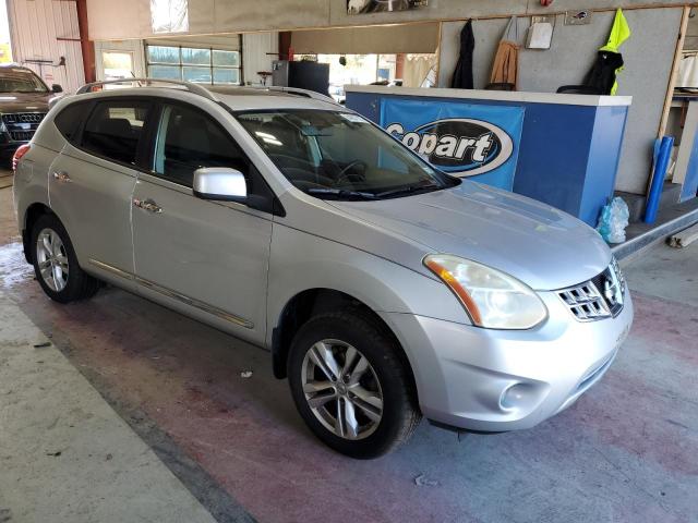 JN8AS5MV3DW623640 - 2013 NISSAN ROGUE S SILVER photo 4