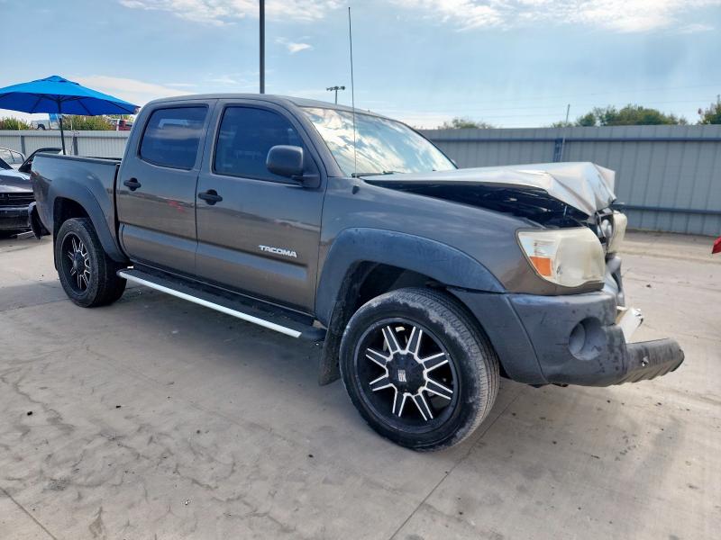 3TMJU4GN2AM101136 - 2010 TOYOTA TACOMA DOUBLE CAB PRERUNNER GRAY photo 4