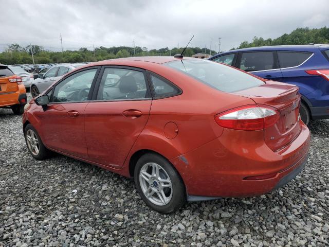 3FADP4BJ2JM129825 - 2018 FORD FIESTA SE 红色 照片 4