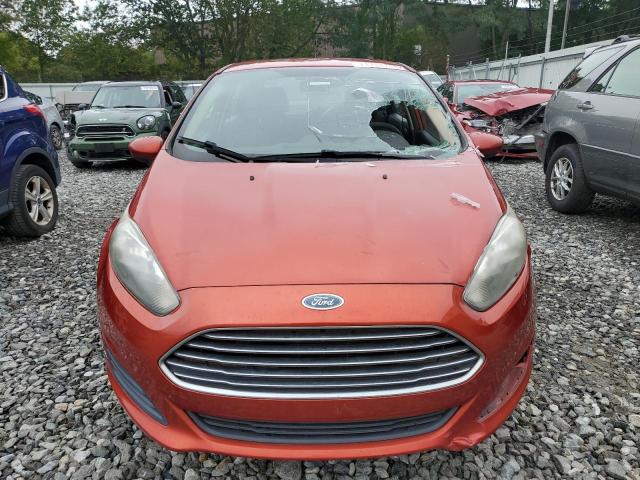 3FADP4BJ2JM129825 - 2018 FORD FIESTA SE 红色 照片 9