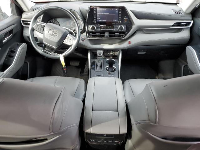 5TDHZRAHXMS527581 - 2021 TOYOTA HIGHLANDER XLE RED photo 8