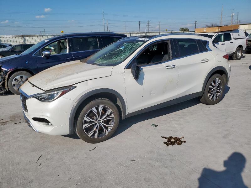 2017 INFINITI QX30 BASE, 