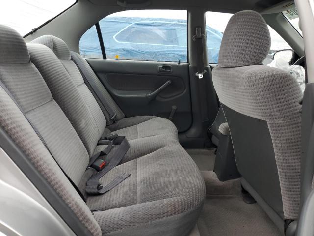 2HGEJ6615YH572213 - 2000 HONDA CIVIC BASE SILVER photo 10